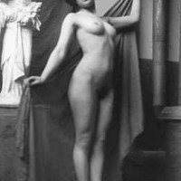 Zille_Akt_Atelier_Heer_(um1900)